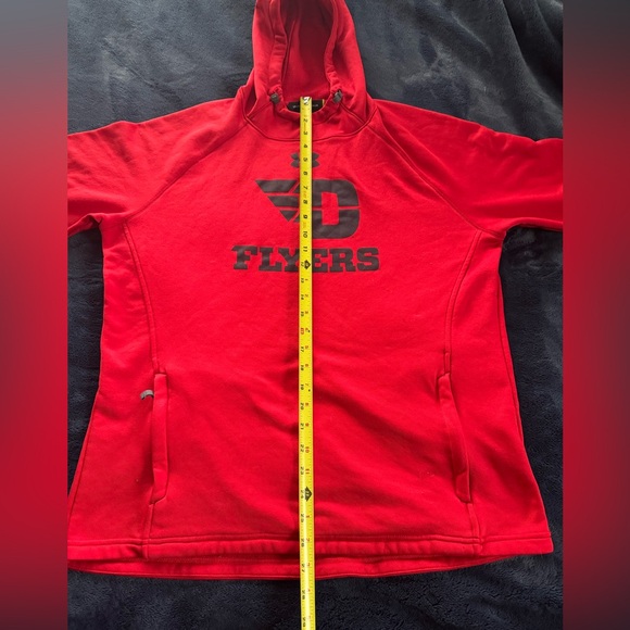 DAYTON FLYERS (UNDER ARMOUR) hoodie. - Picture 14 of 16